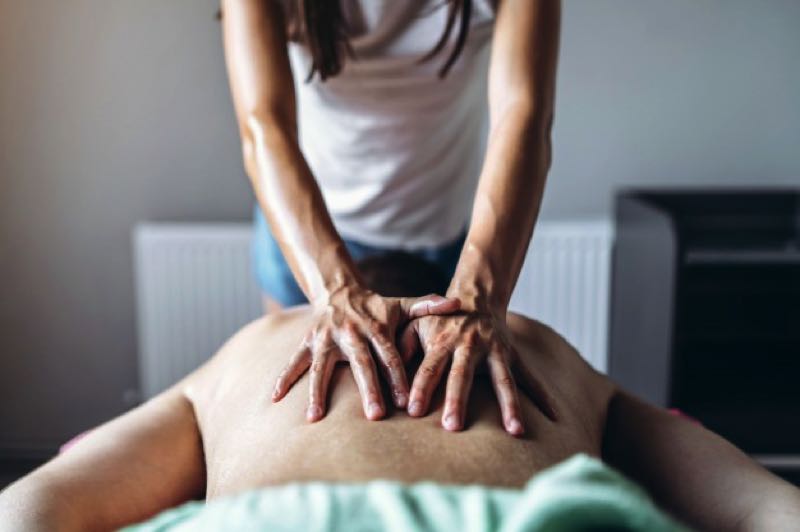 Massagem erótica - relaxamento e prazer garantido — Saúde & Vida Sexual | Mulheres VIP