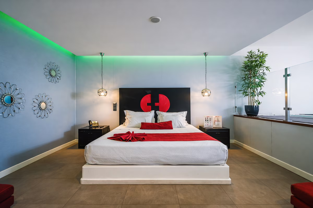 Motel Seven #13