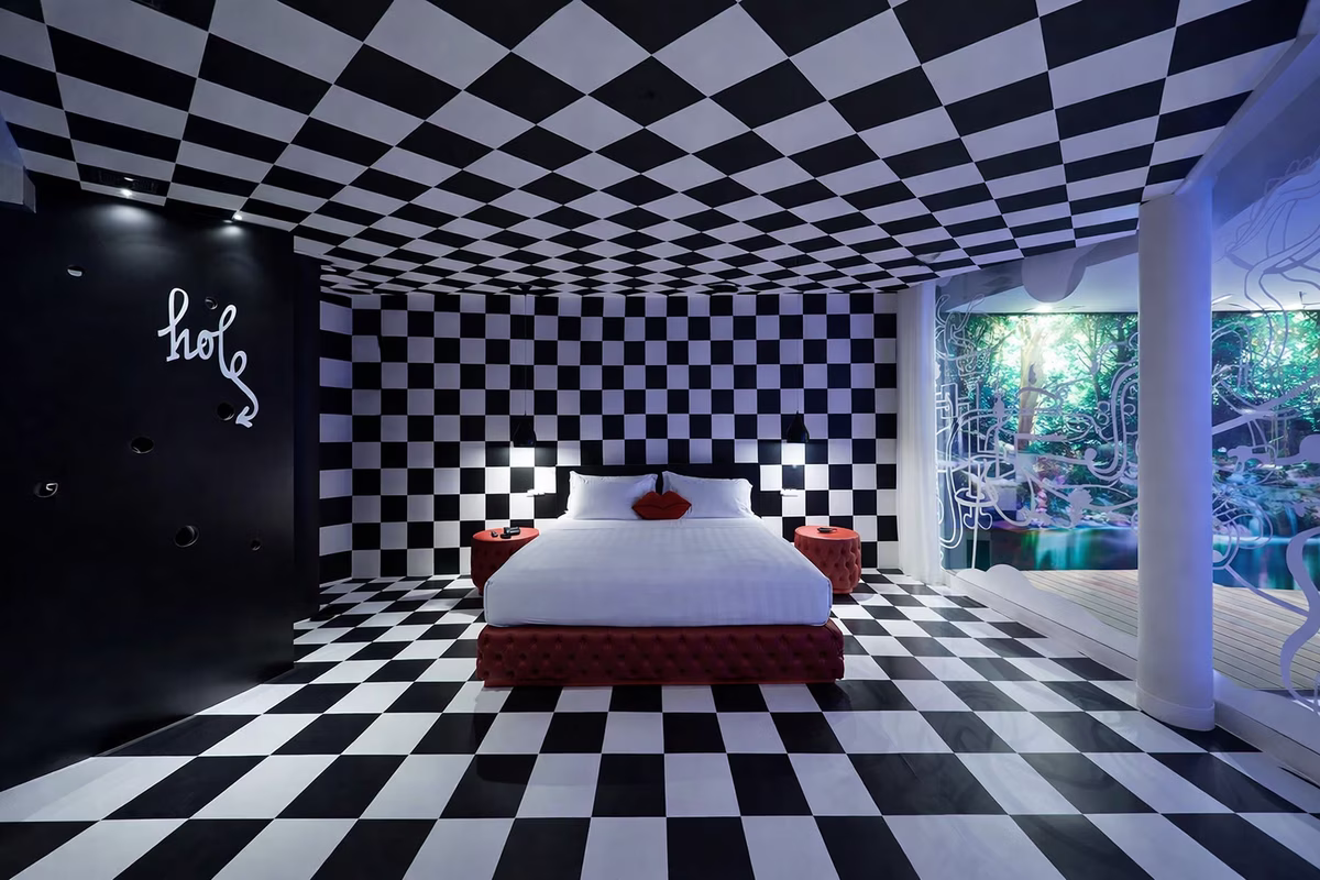 Silk Motel #12