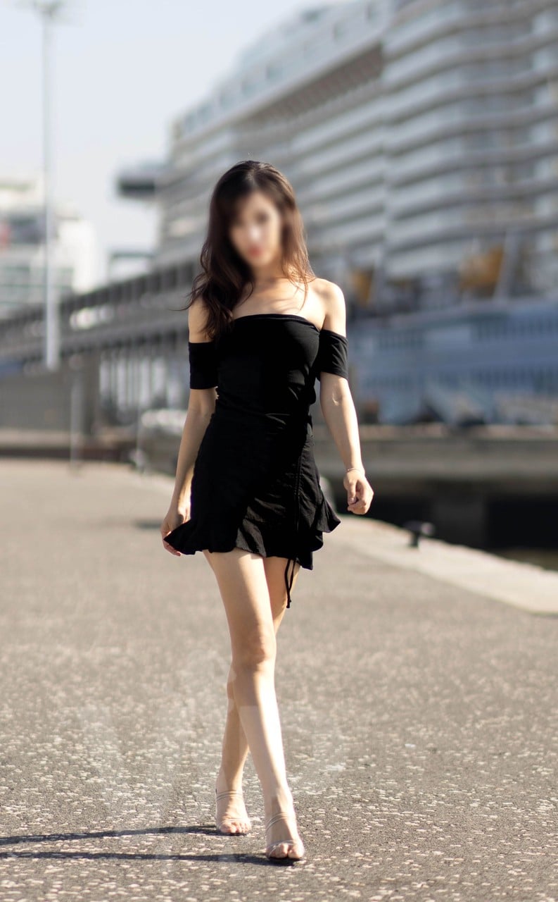Escort Claire De Lune