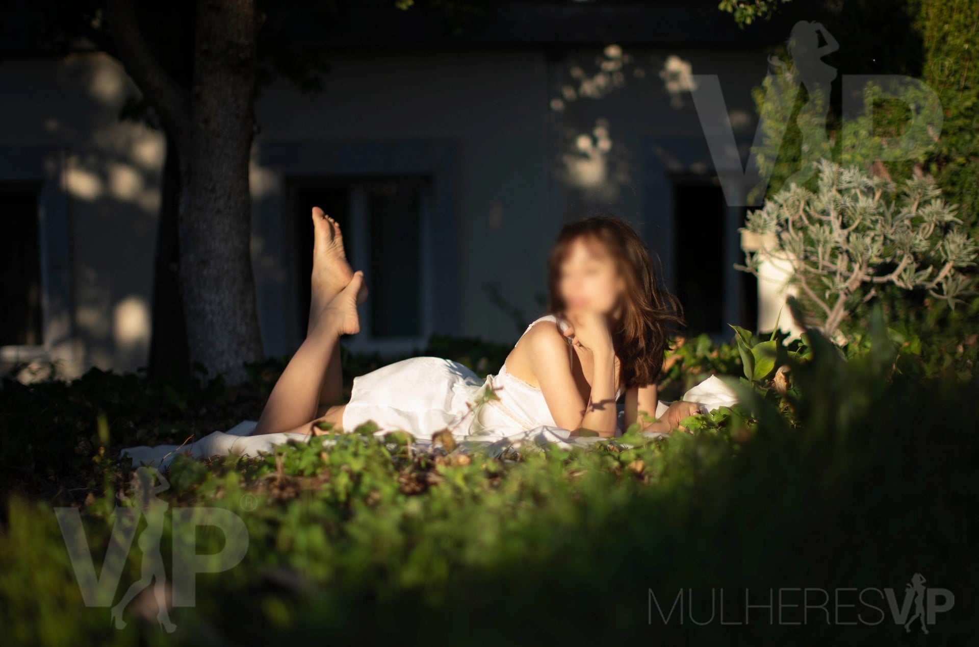 Escort Claire De Lune Photo 1