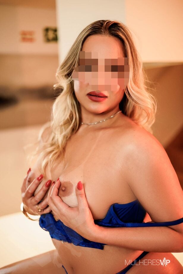 Acompanhante Elisa Lee Photo 5