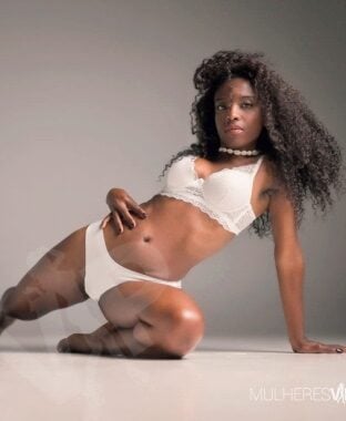 Acompanhante Mélanie B